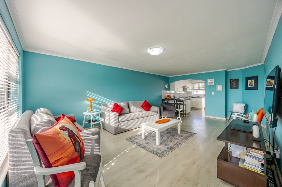 2 Bedroom Property for Sale in Lakeside Western Cape
